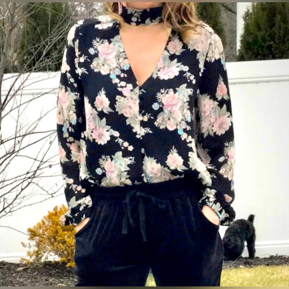 Anthropologie’s Belle Vere Purple Floral Long-sleeve Blouse Size Medium